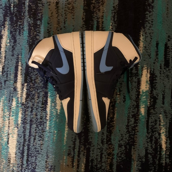 Jordan 1 CP3 UNC Colorway Sz 10.5 - Picture 4 of 8